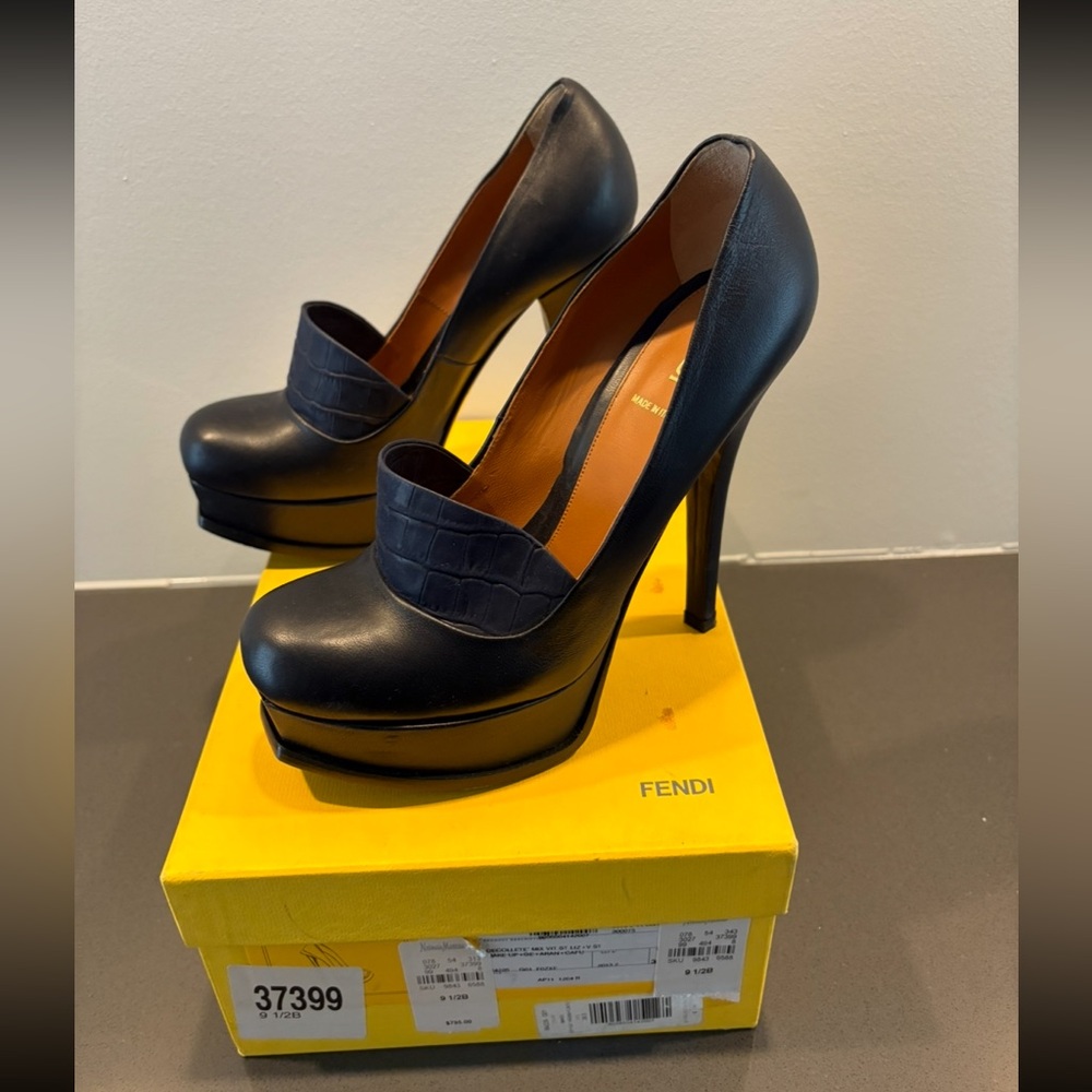 Fendi pumps - Picture 3 of 11
